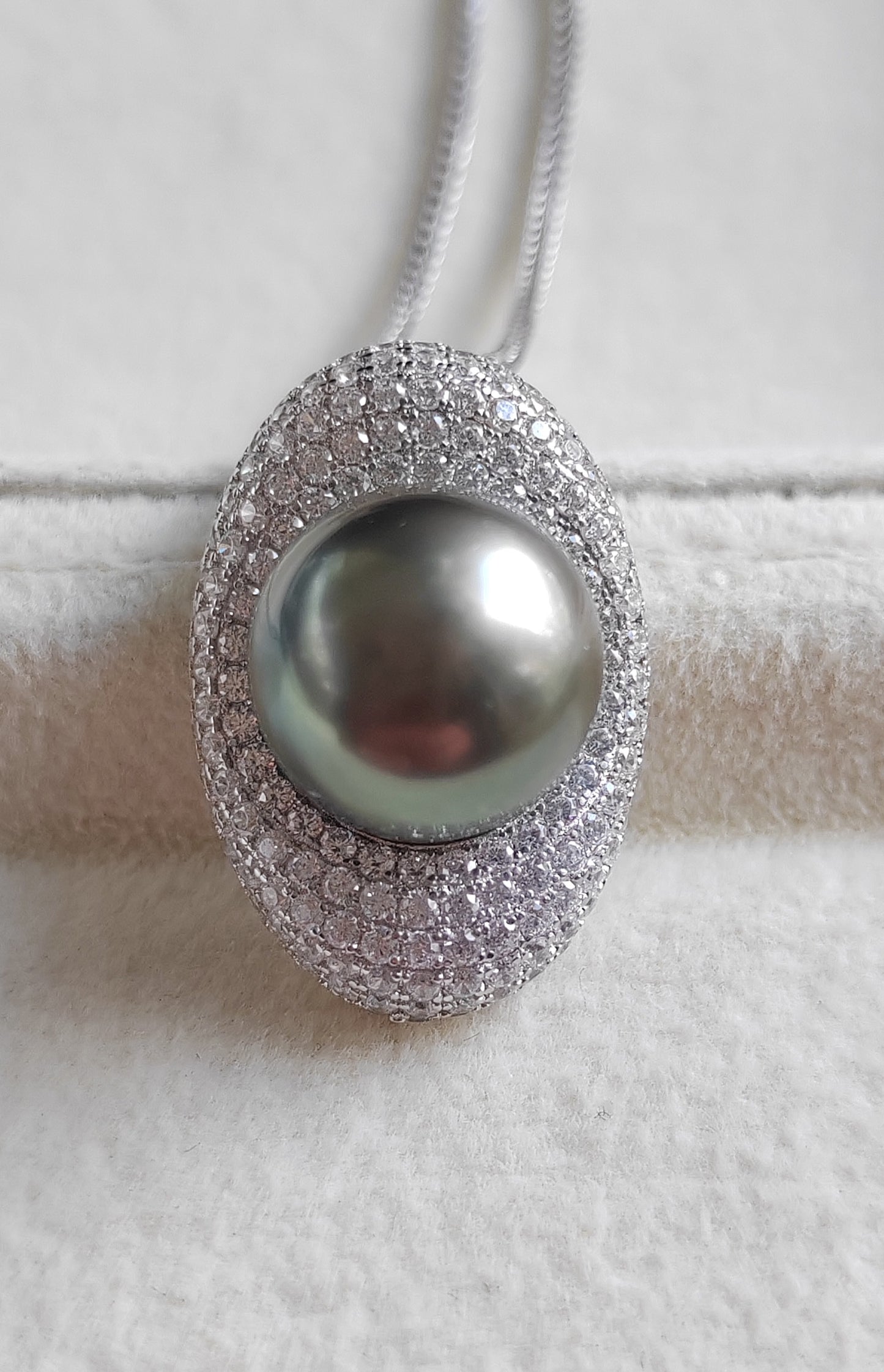 12.3mm Genuine tahitian south sea pearl luxury necklace