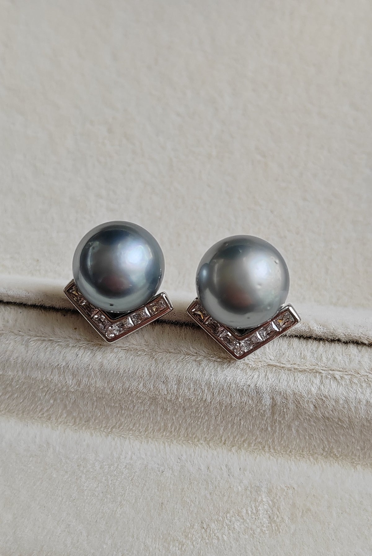10.3mm Genuine tahitian sea pearls silver earrings