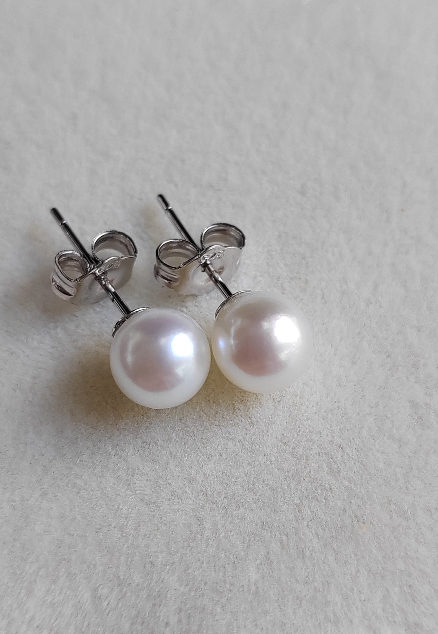 6-6.5mm Genuine Akoya Saltwater pearls every day earrings studs