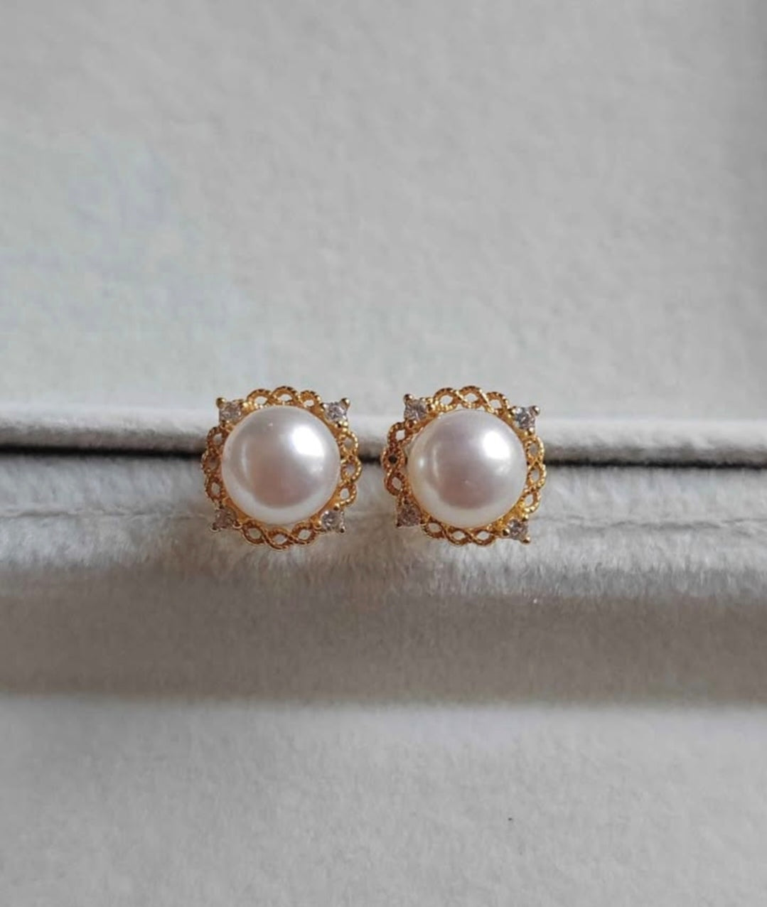 6.4mm Genuine akoya saltwater pearls earrings