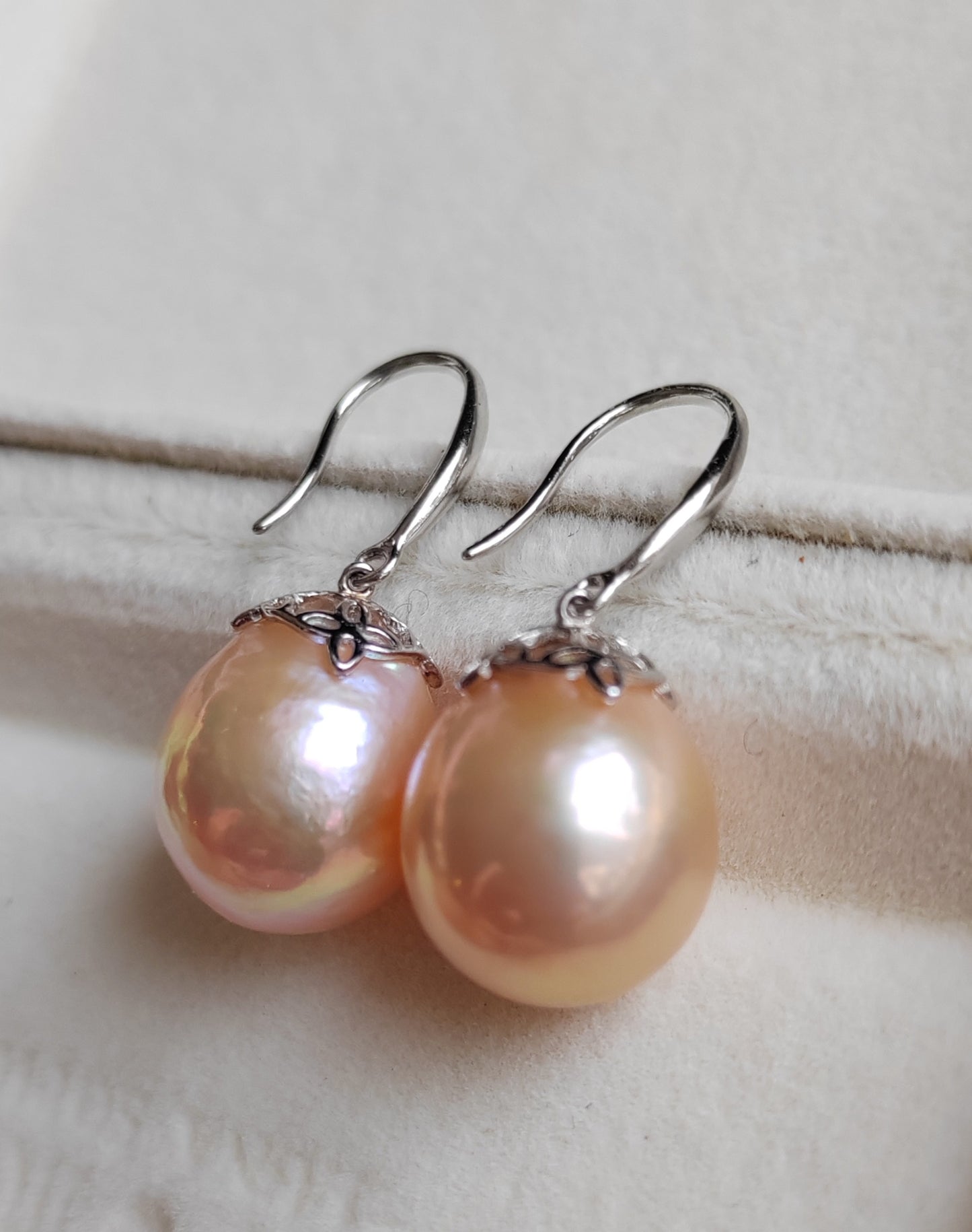 12.5mm Genuine freshwater pearls dangle earrings