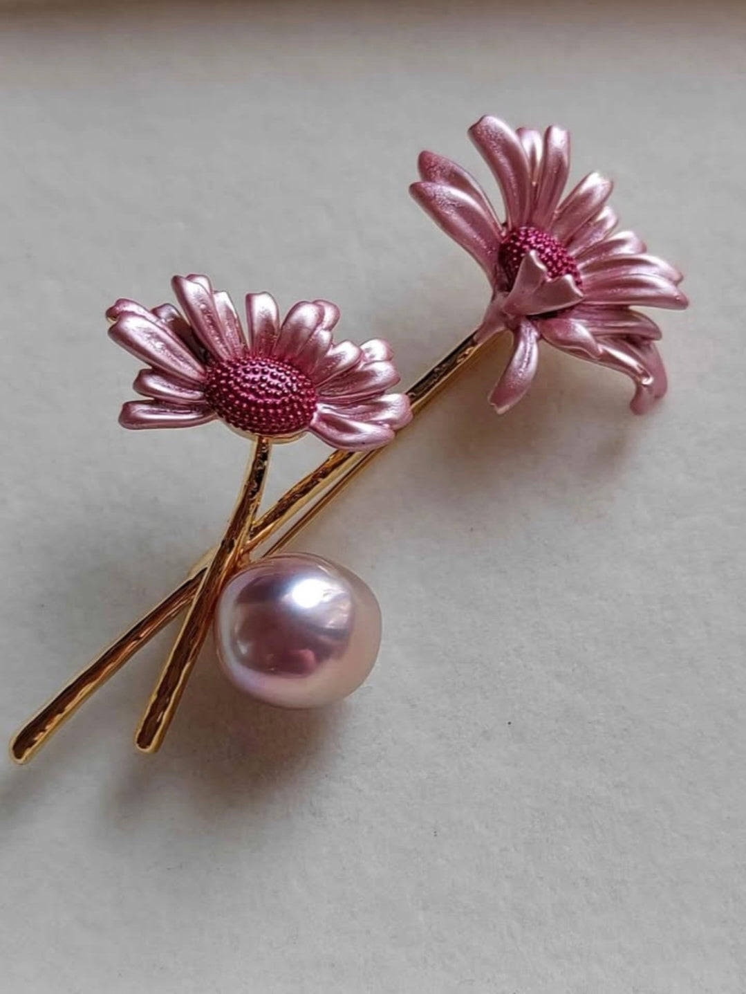 'Pink Lily' brooch genuine freshwater pearl 10.4x11.2mm