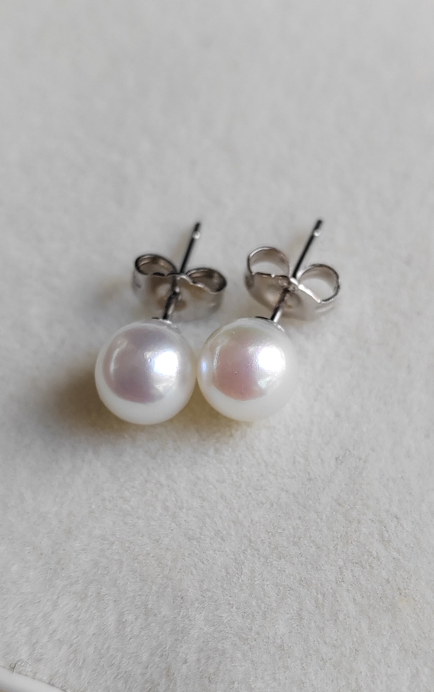 6-6.5mm Genuine Akoya Saltwater pearls every day earrings studs