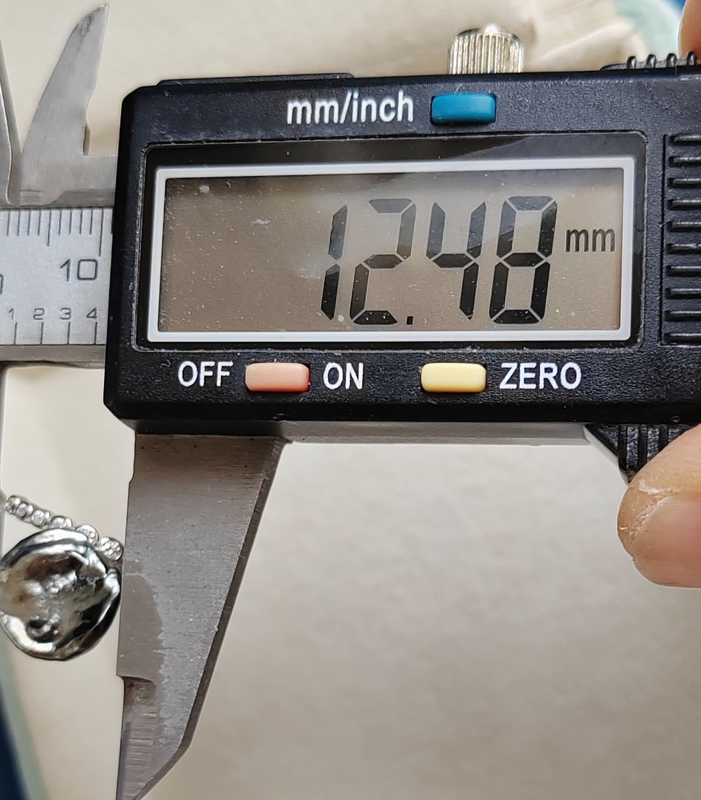 'Wild' Flower ring genuine tahitian Keshi pearl 3.6ct