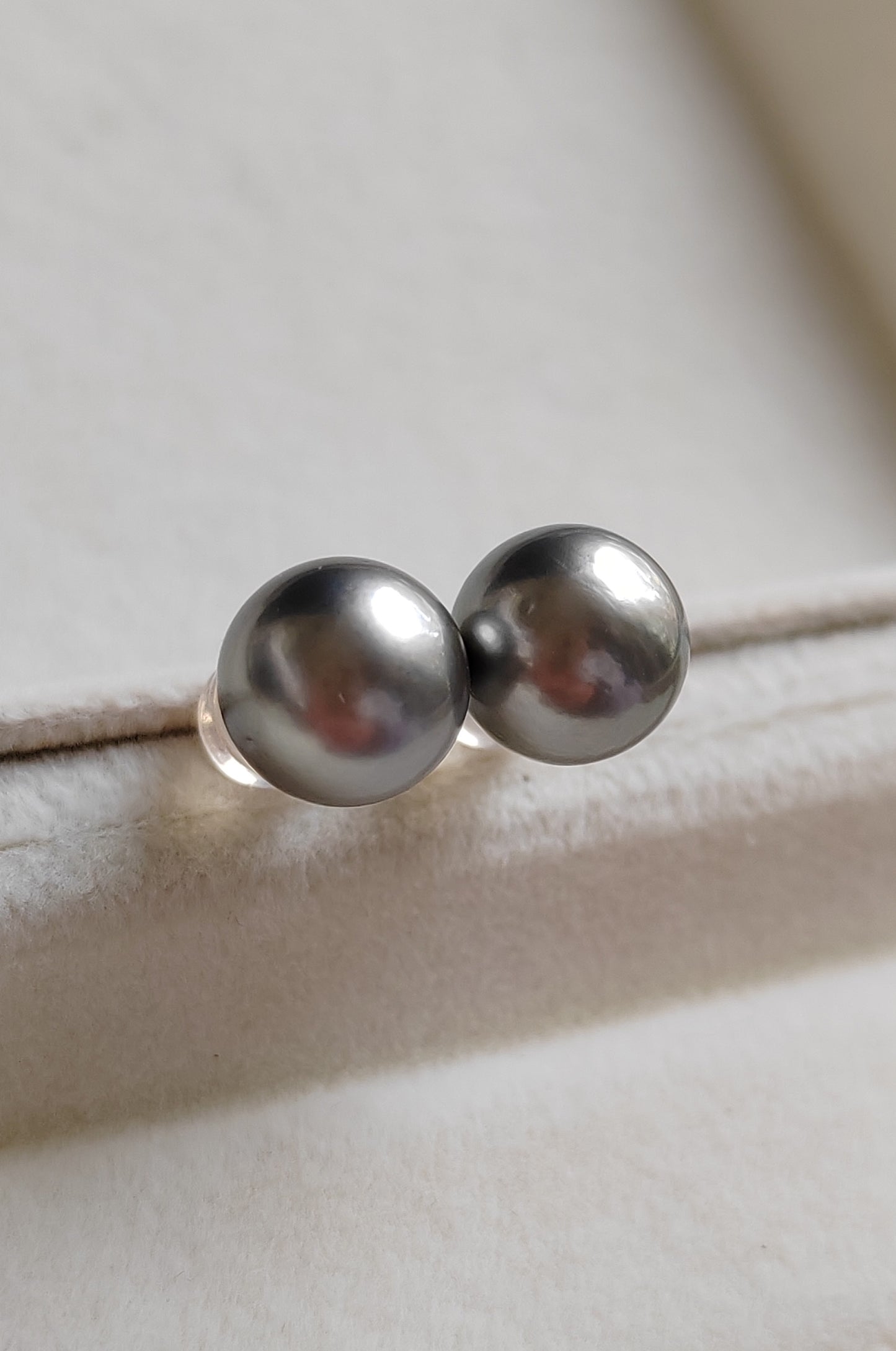 18k gold essential earring studs genuine tahitian south sea pearls 9mm Round