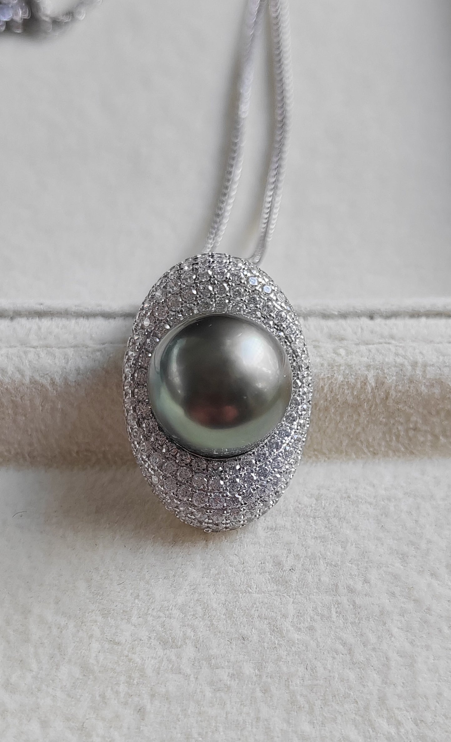 12.3mm Genuine tahitian south sea pearl luxury necklace