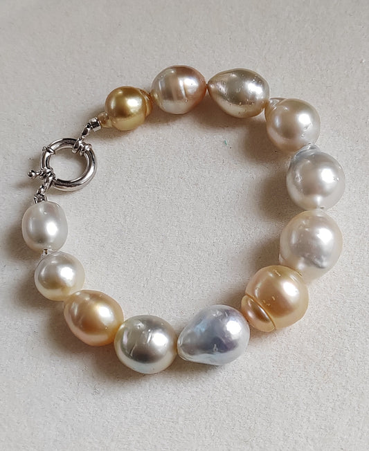 10.8-13.8mm  Genuine south sea pearls classic baroque bracelet