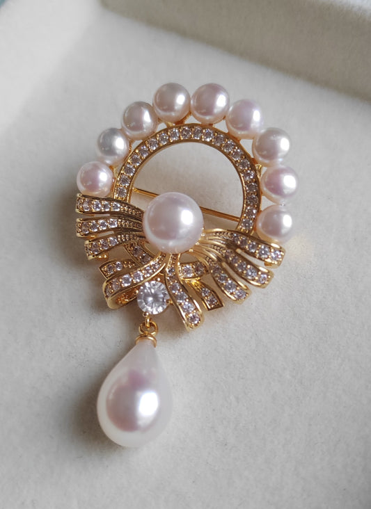 5.1-9.3mm Genuine freshwater pearls brooch/pendant