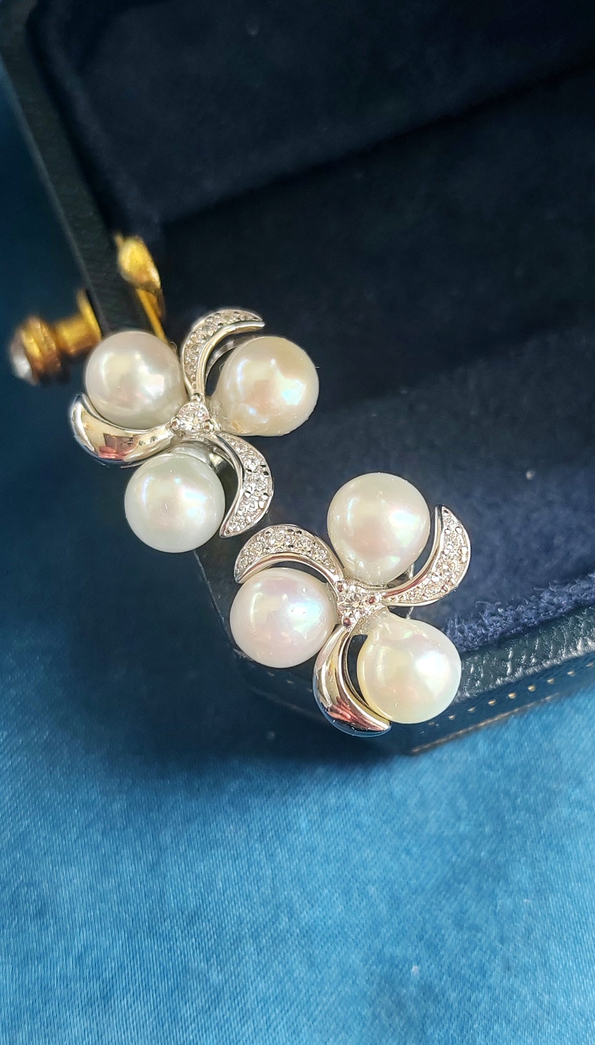 'Pinwheel flowers' Earring genuine Japanese akoya pearls 6.2-6.4mm