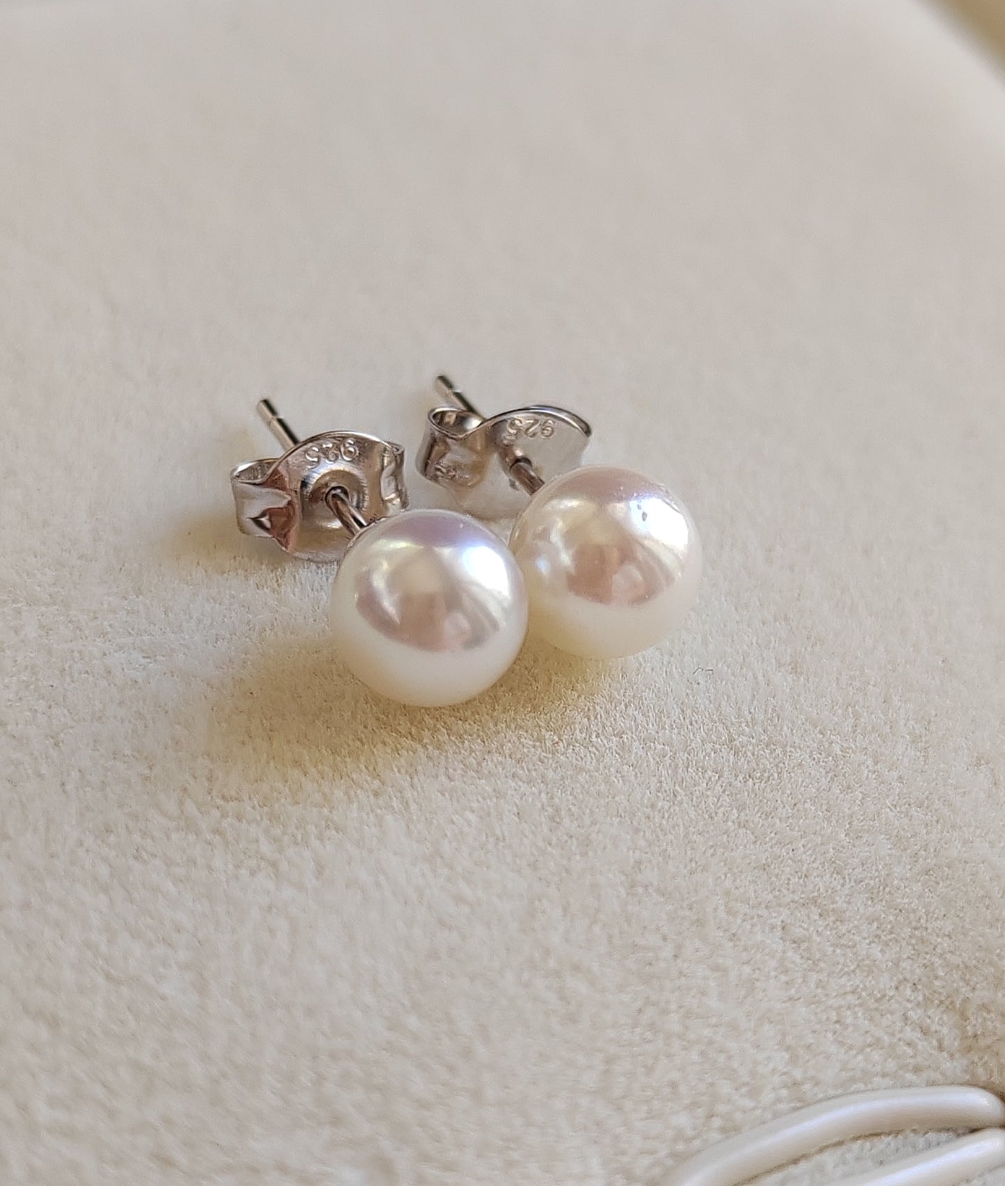 6-6.5mm Genuine Akoya pearls Essential earrings studs