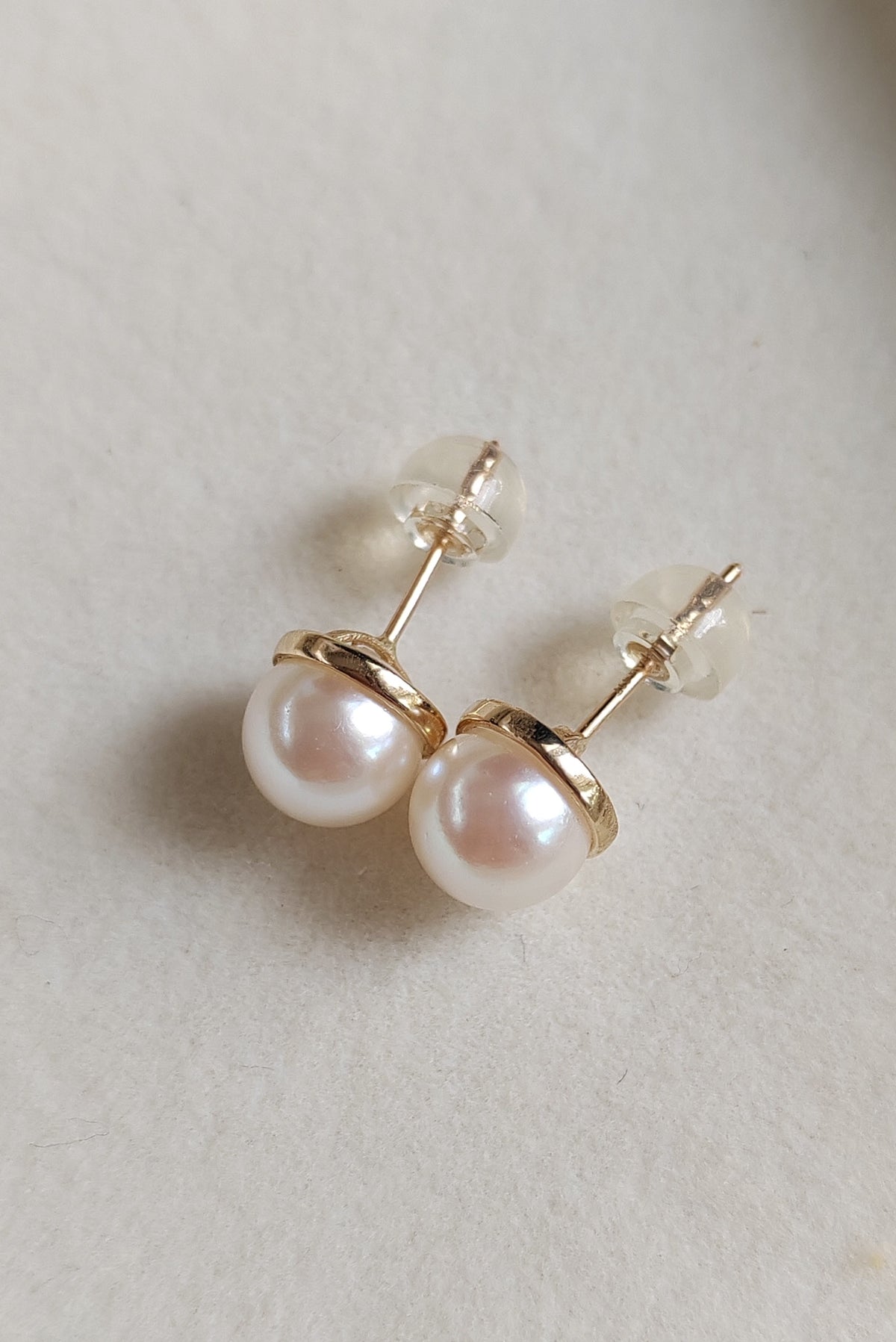 10k gold earrings genuine Japanese akoya pearls round 7mm
