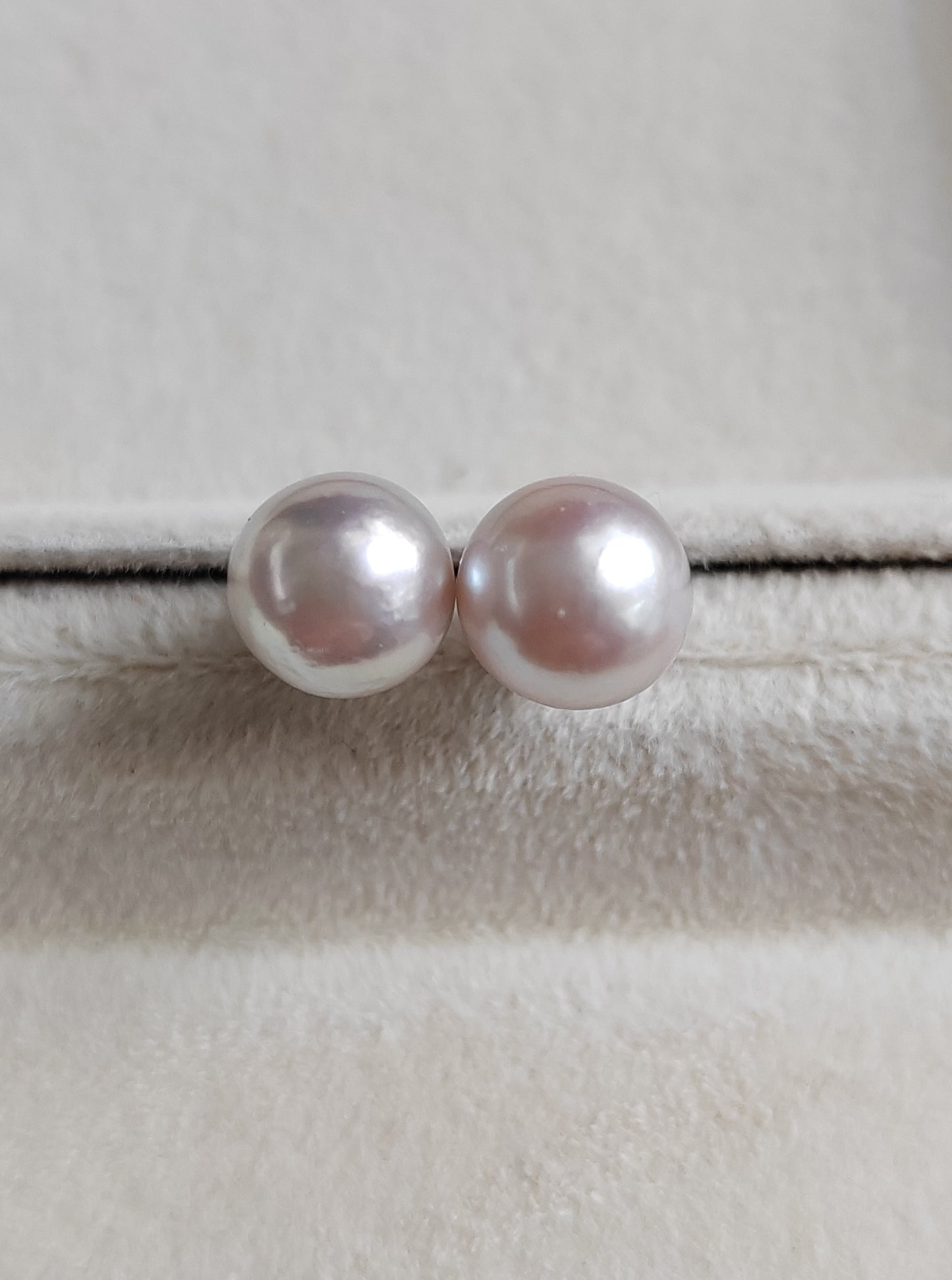 8mm Genuine Akoya pearls Essential earrings studs
