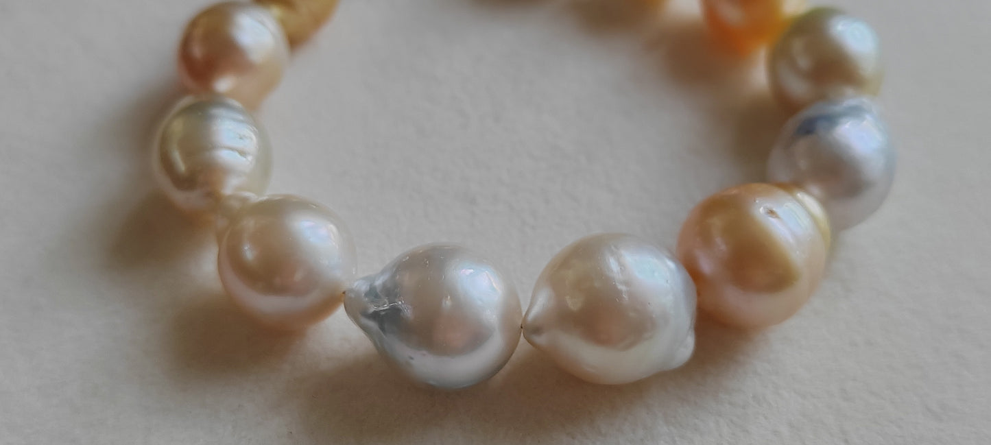 10.8-13.8mm  Genuine south sea pearls classic baroque bracelet