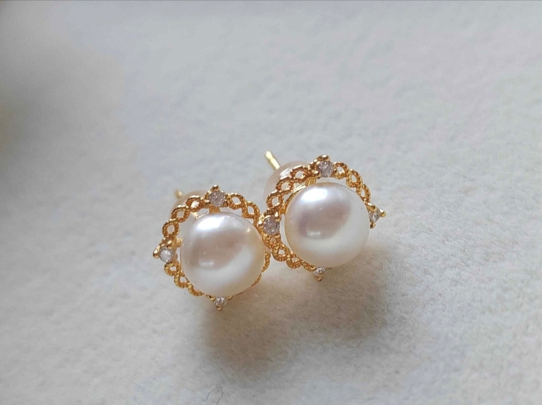 6.4mm Genuine akoya saltwater pearls earrings