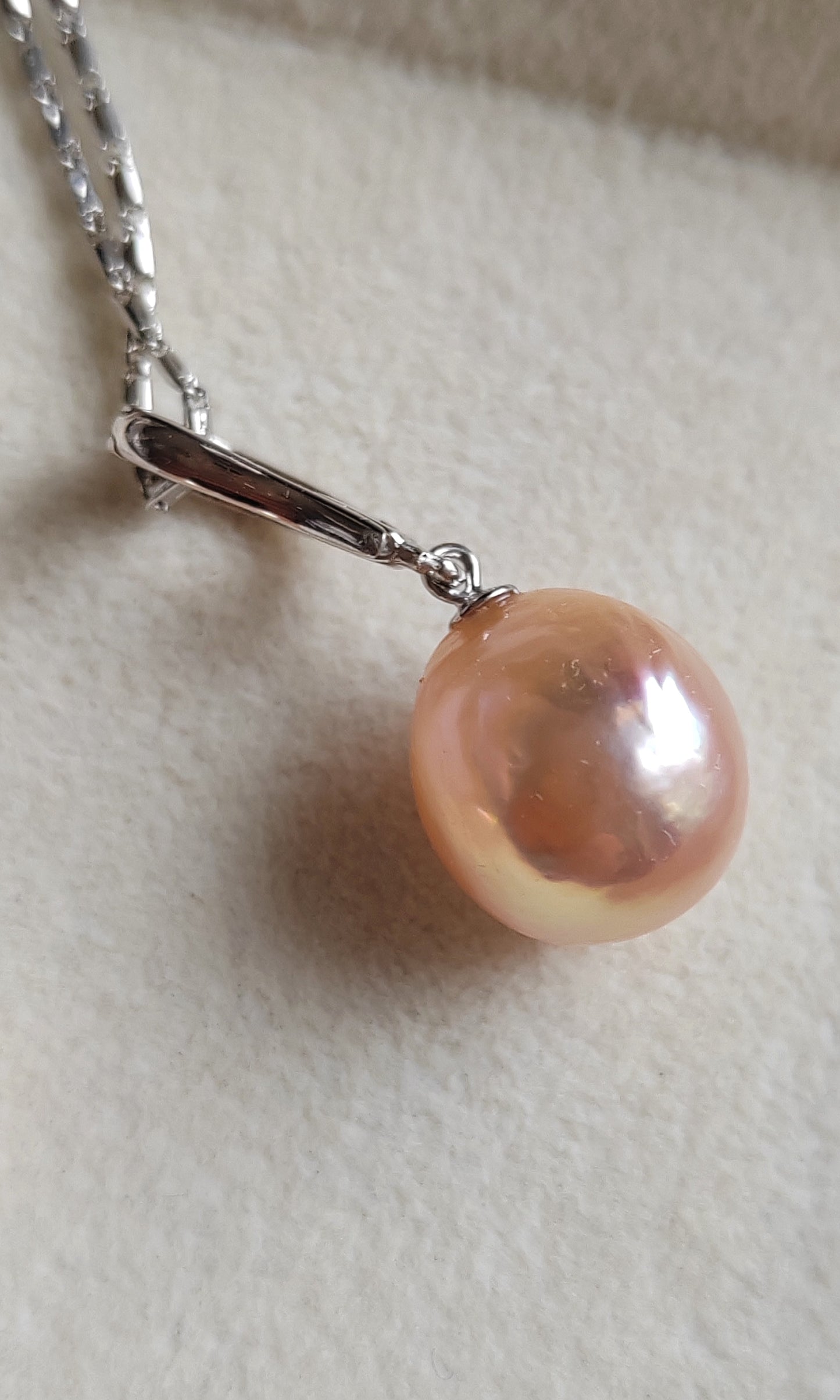 'Fairy Peach' Jewellery set Genuine freshwater pearls 11.8-12.2mm