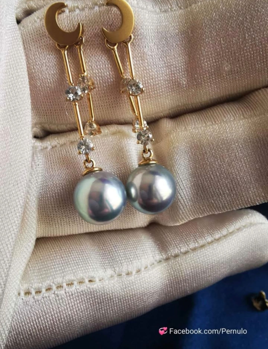 'Blue Moon' earrings 18k gold genuine Japanese akoya pearls 8mm AAAA