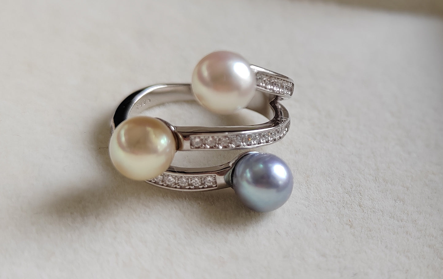 6.2-6.4mm Genuine Japanese akoya pearls triple beauty Ring