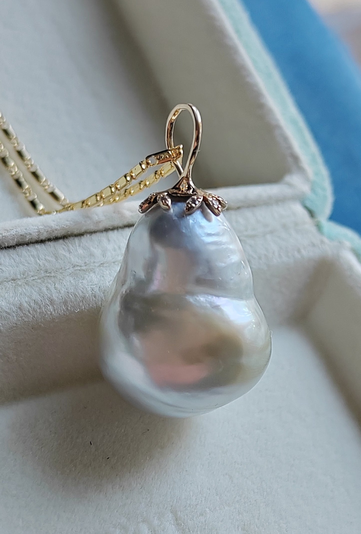 30.4ct Genuine Keshi south Sea pearl 14k gold pendant