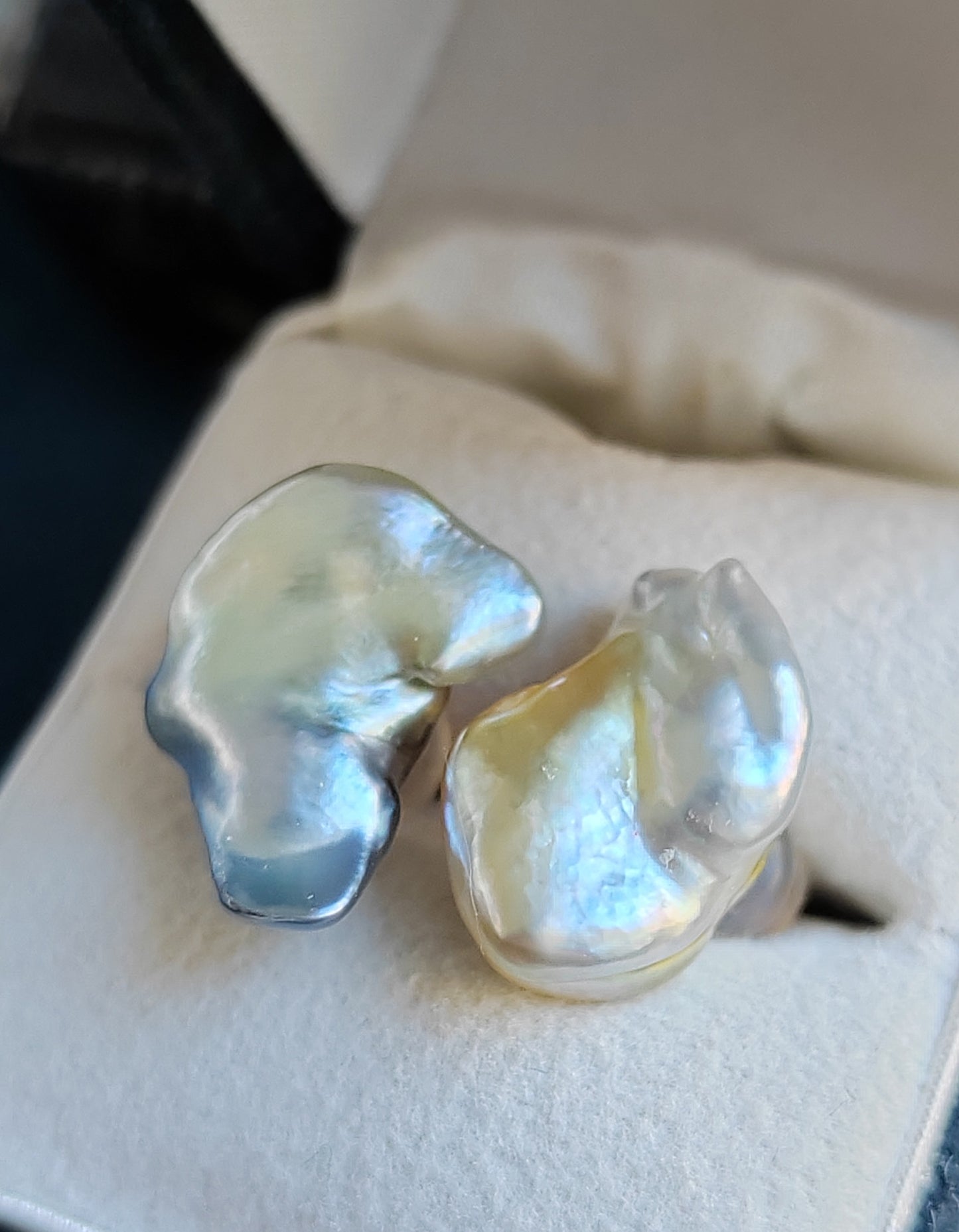 18k gold 'Wild' earrings genuine Australian south sea Keshi pearls 8.3ct