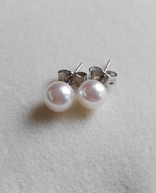 5.5-6mm Genuine Akoya Saltwater pearls every day earrings studs