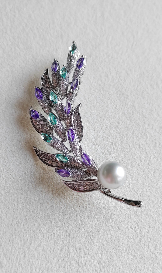'Violetear' brooch genuine south sea white pearl 9.1mm