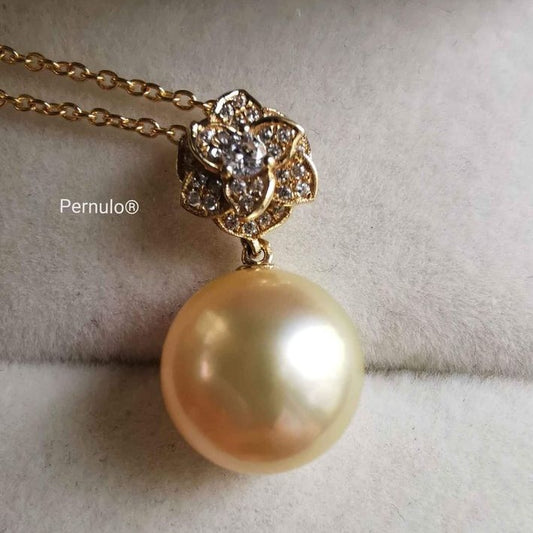 'Camélia' 18k gold pendant genuine golden south sea pearl 11.1mm AAA+