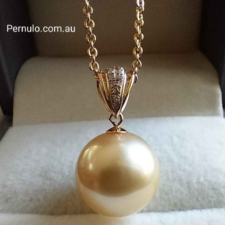Classic 18k gold diamond pendant genuine golden South sea pearl 12mm AAAA